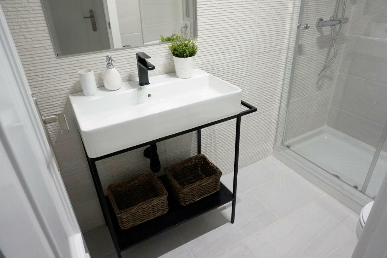 Chic - C/ Lauria - Centro Ciudad Apartment *